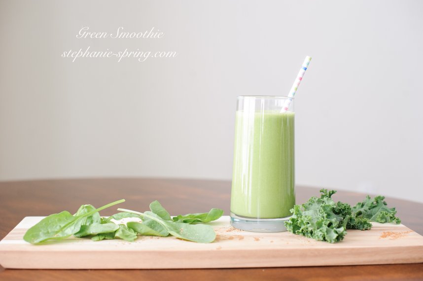 Green Smoothie Recipe at: stephanie-spring.com