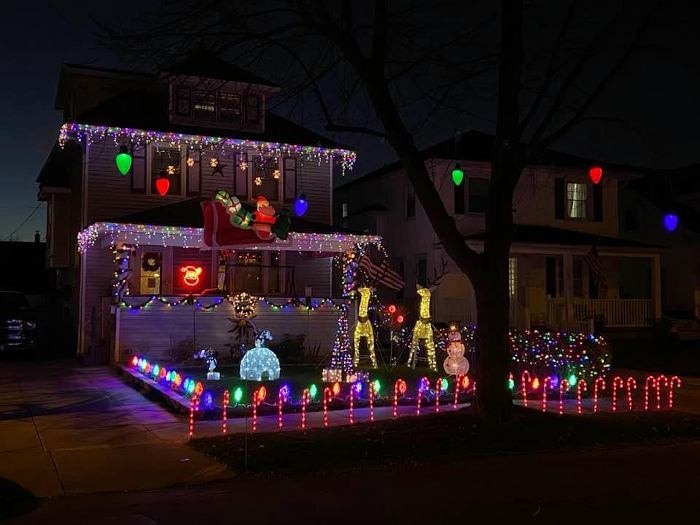 462 attwell drive, toronto, ontario, m9w 5c3 name of contractor: Coolest Christmas Lights & Holiday Displays Around WNY