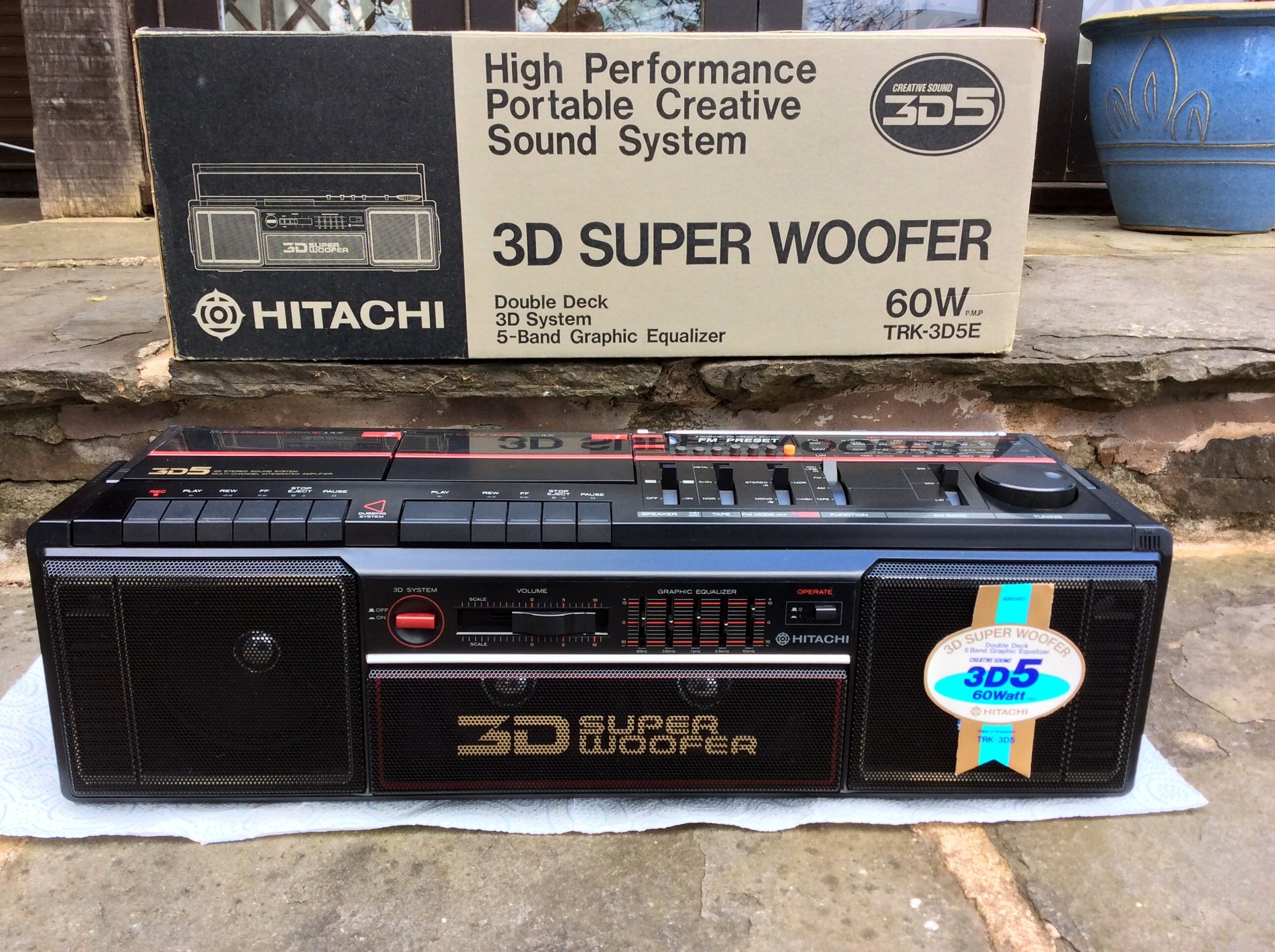 Hitachi Trk 3d88e 3d Super Woofer Twin Drive Boombox Ebay 