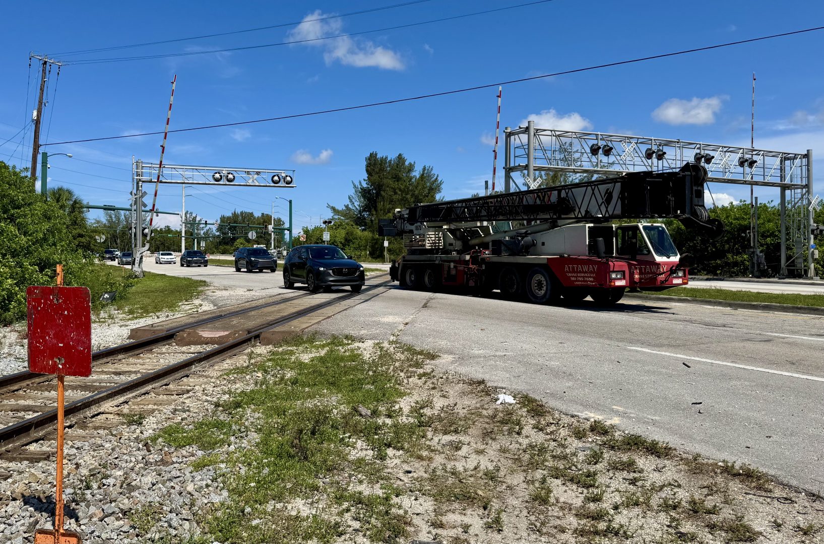 Northlake Boulevard CSX crossing