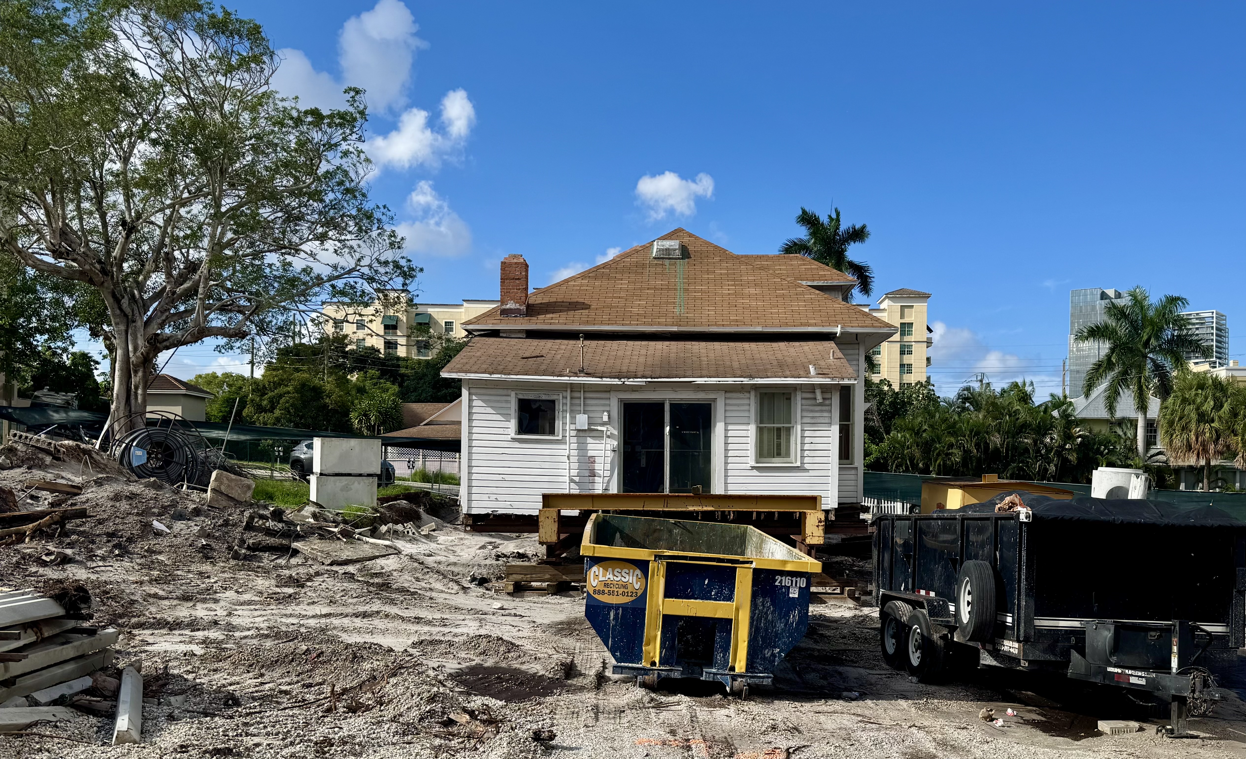 The downtown home of former West Palm Beach Mayor Joel Daves is going to be on the move from 610 Evernia Street next month to be converted into housing at 900 Sixth St. (Photo: Joel Engelhardt/Stet)