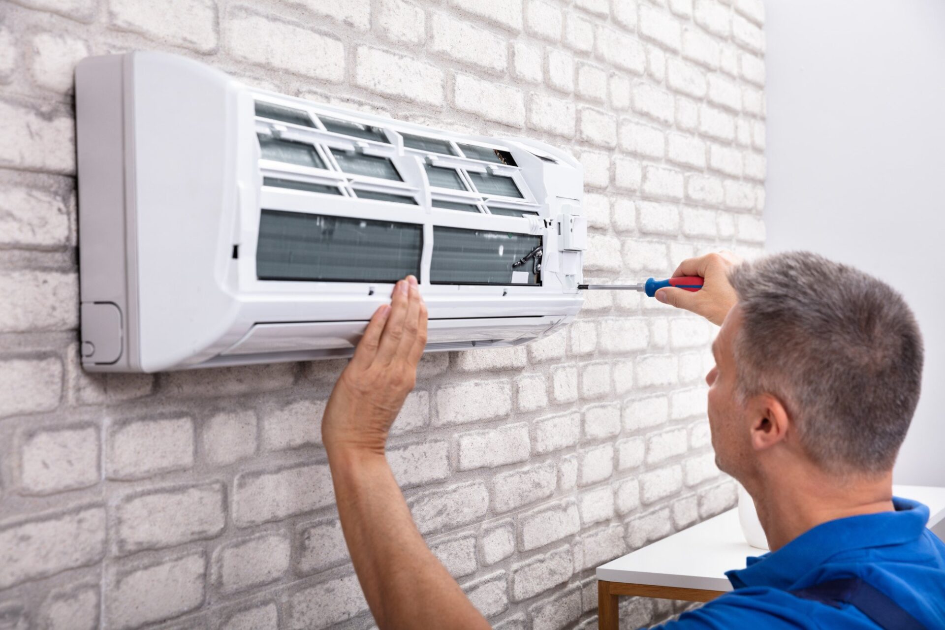 Mini Split vs. Central Air: Which Is Right for Your League City Home?