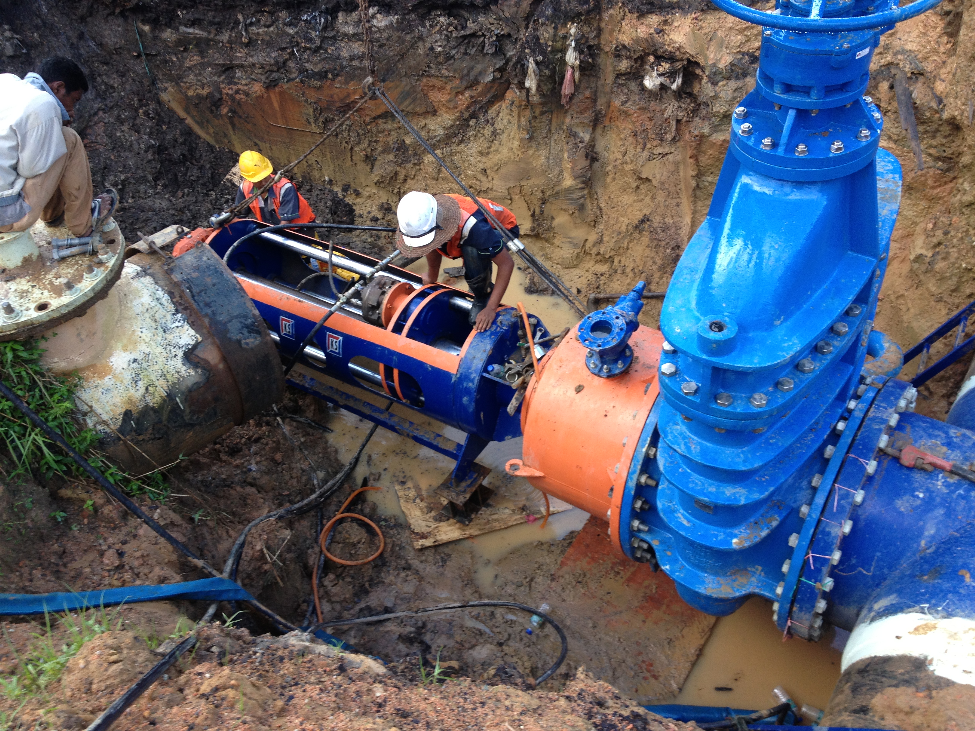 1000 mm Hot Tapping Project 2012-2013