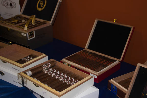 Arandoza Cigars