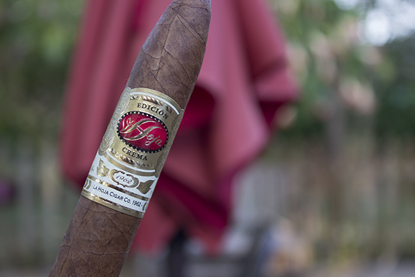 La Hoja Edición Crema 1962