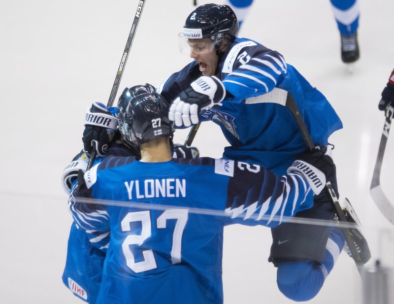 Photo by rich lam/getty images laaksonen finally has a place to play until the next nhl season begins while other european players in the. Sabres Sign Oskari Laaksonen To 3 Year Entry Level Contract