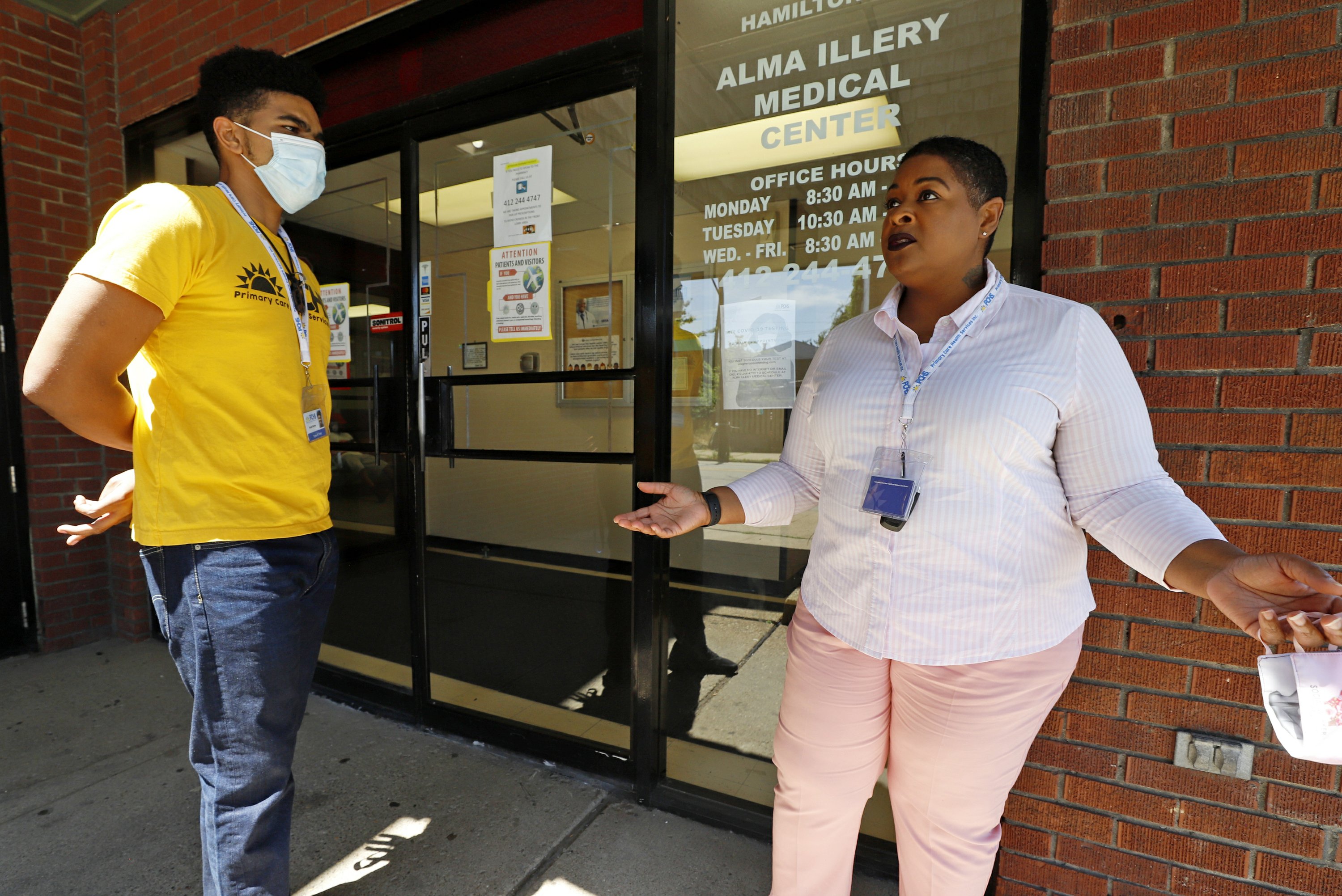 Pittsburgh S Virus Success Fizzles In Crowded Bars Eateries