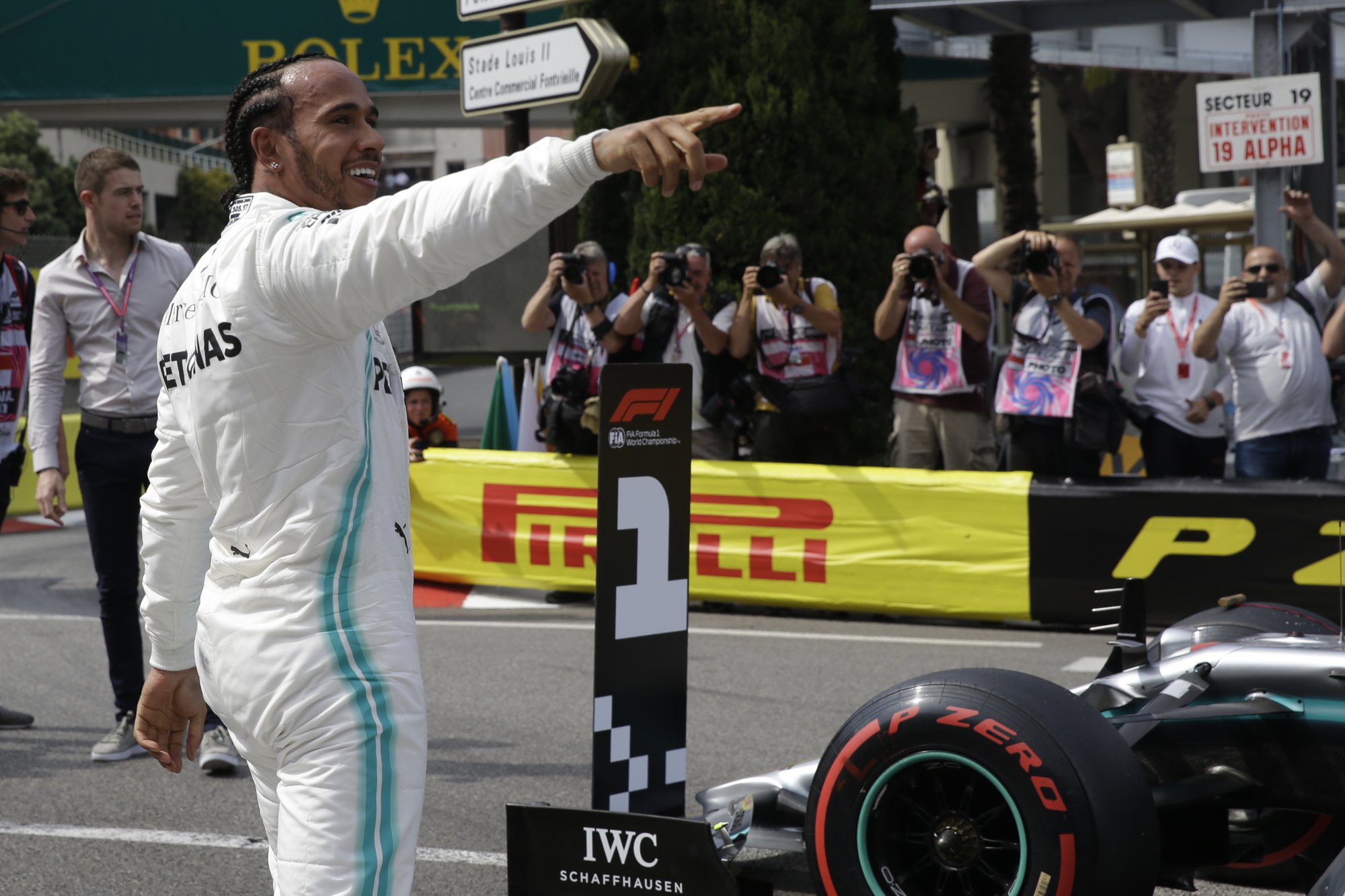 Hamilton Dedicates Monaco Gp Pole To Friend And Mentor Lauda