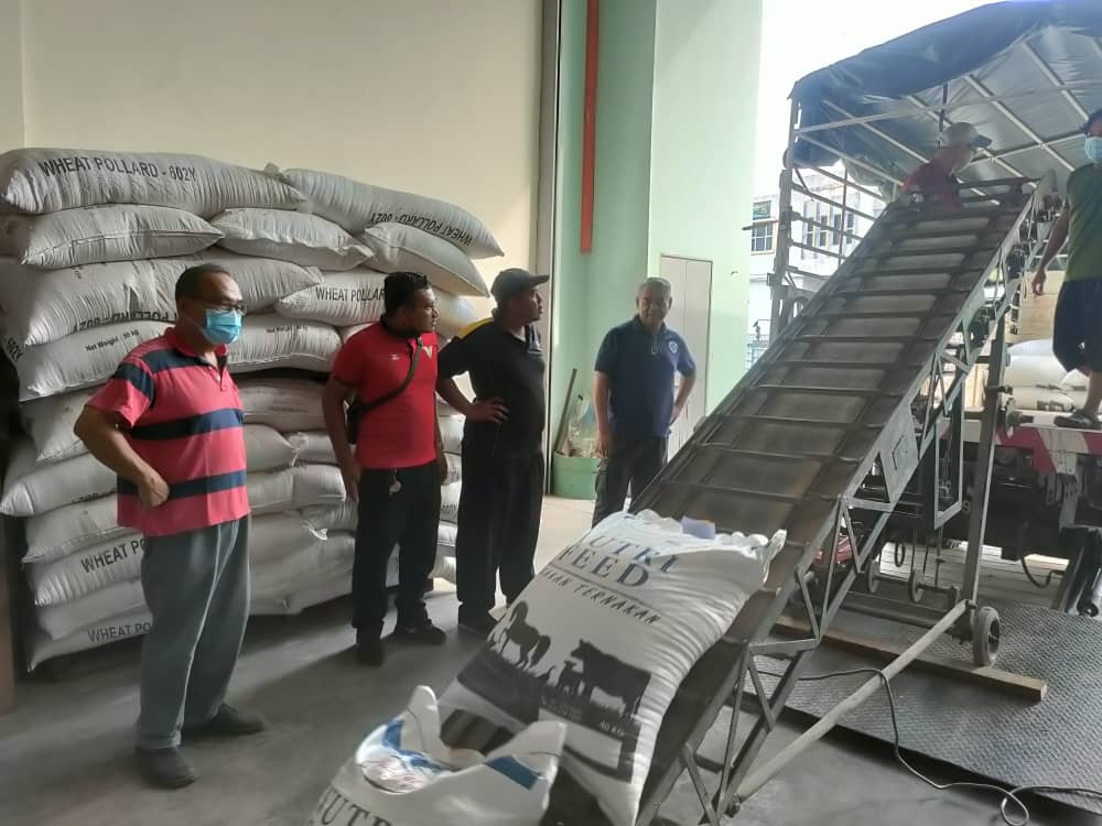 Is located in selangor, malaysia and established since. Flood Relief Selangor Malaysian Veterinary Medical Association Persatuan Perubatan Veterinar Malaysia