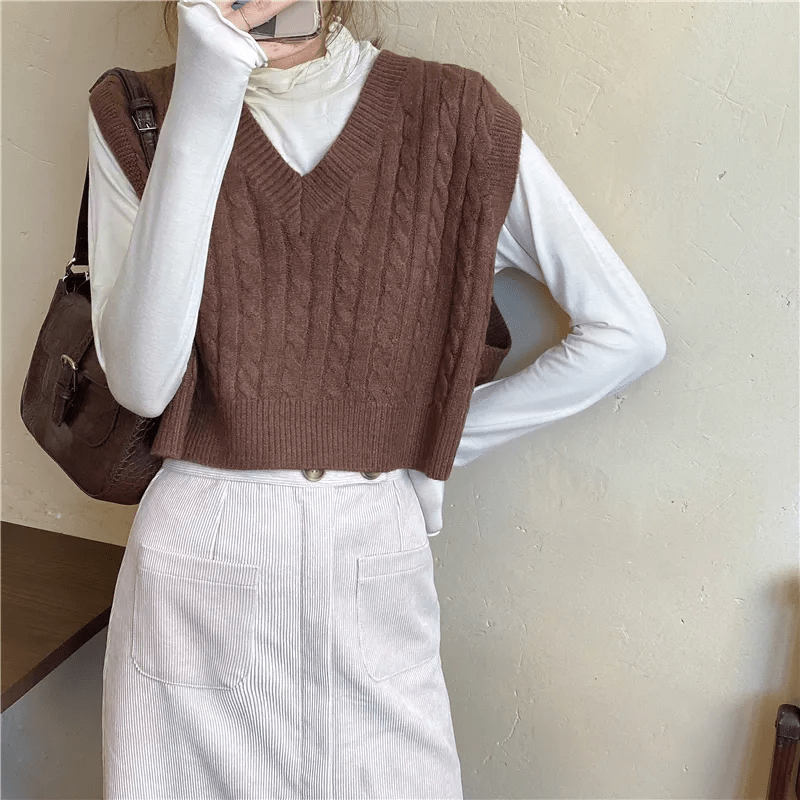 15 Ways to Style Sweater Vest – STRAPHIE