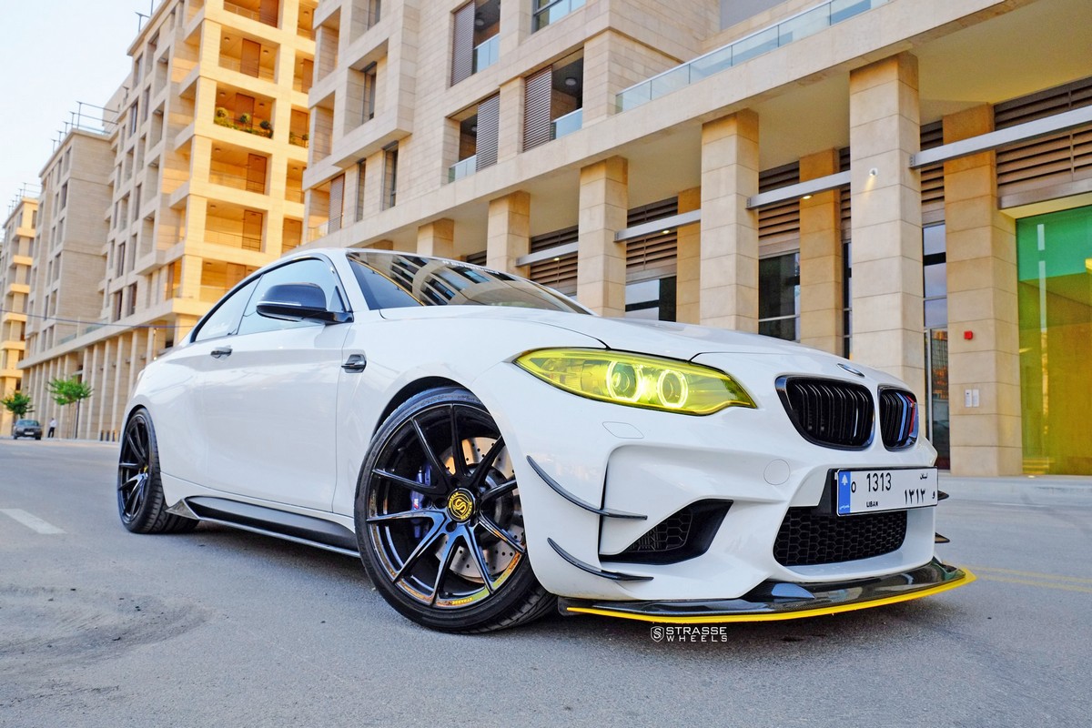 Mページ　F87 BMW F87 M2 |