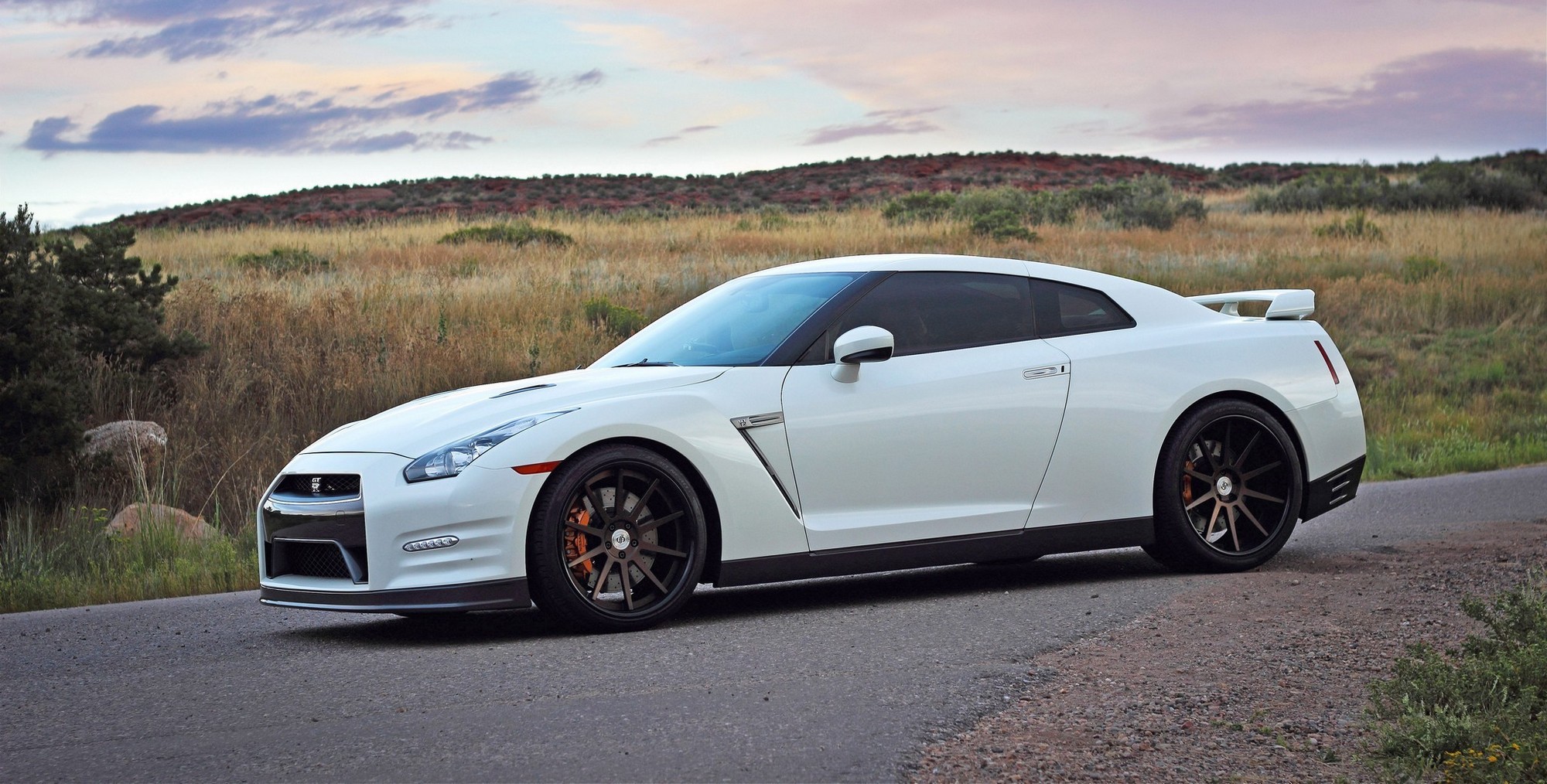 Nissan GT-R |