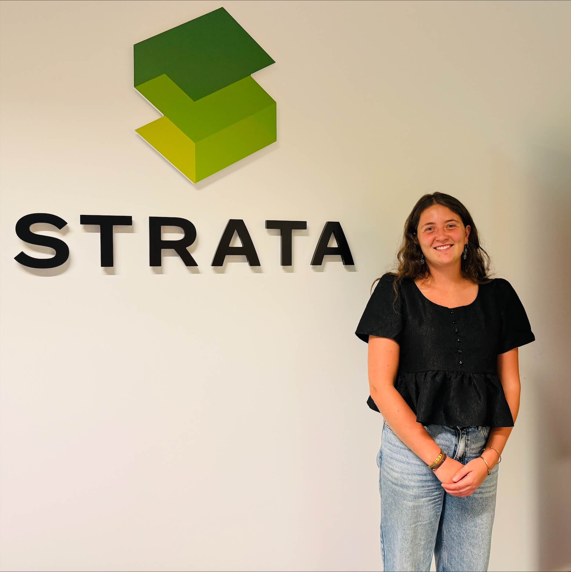 Aoife O Brien, Intern Planner at Strata in 2025, gaining hands-on experience in digital construction, project scheduling, and collaborative planning.