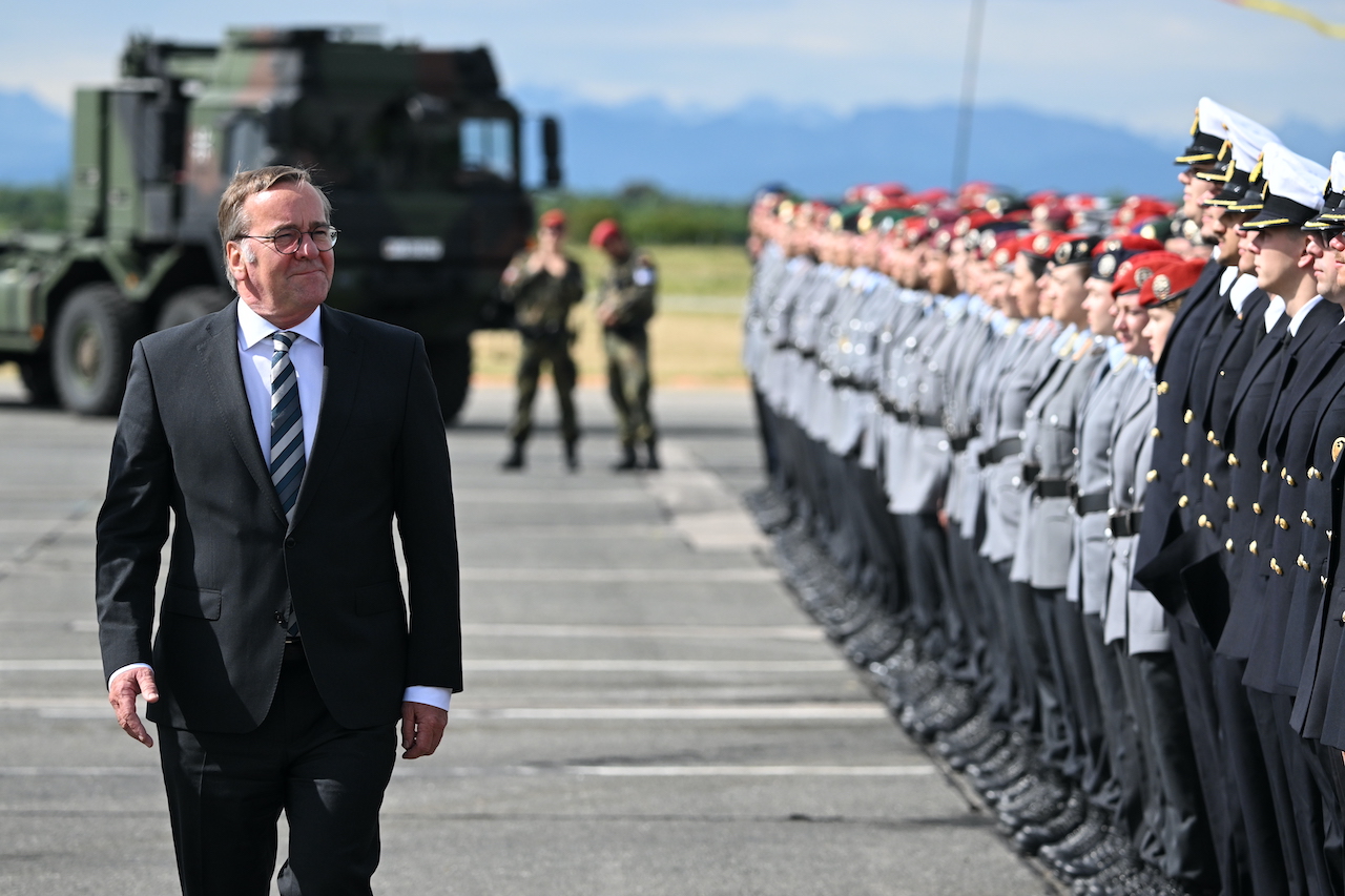 German Defence Minister Boris Pistorius takes part in a promotion appeal for officer candidates on the grounds of the German Armed Forces (Bundeswehr) University on Bundeswehr Day | File Photo: Sven Hoppe/dpa