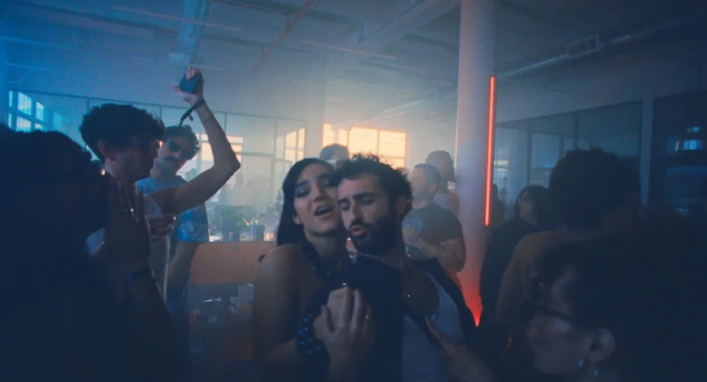 (L-R) Miss Benny and Jordan Firstman in Club Kid (2026).