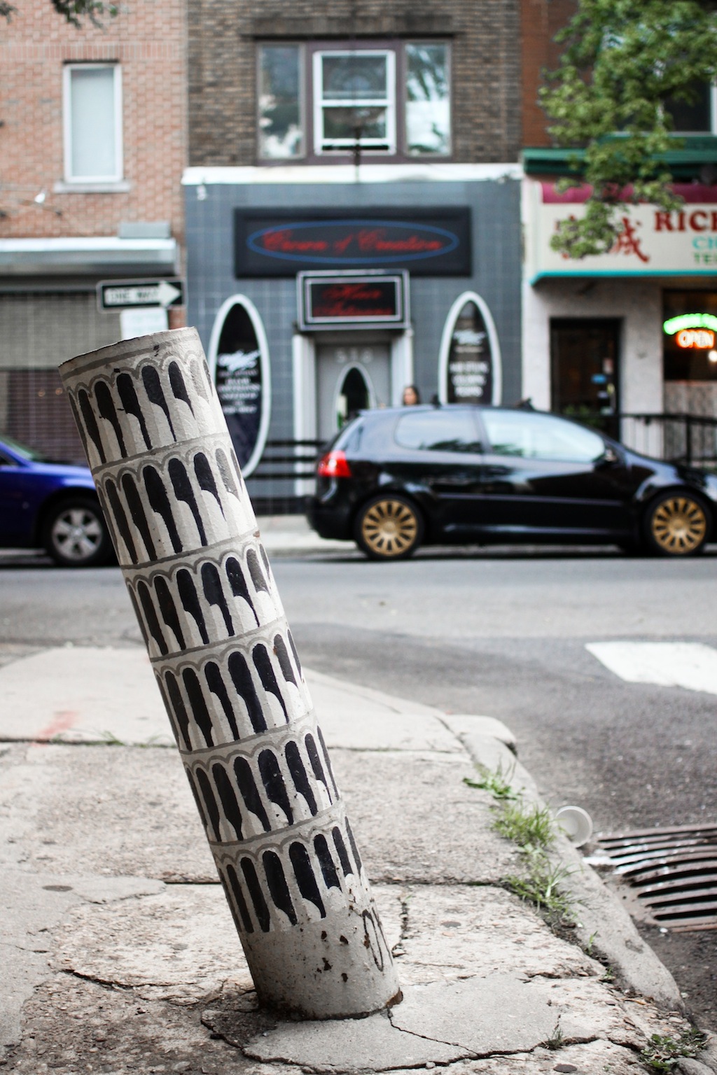15 beloved Street Art Photos – August 2012