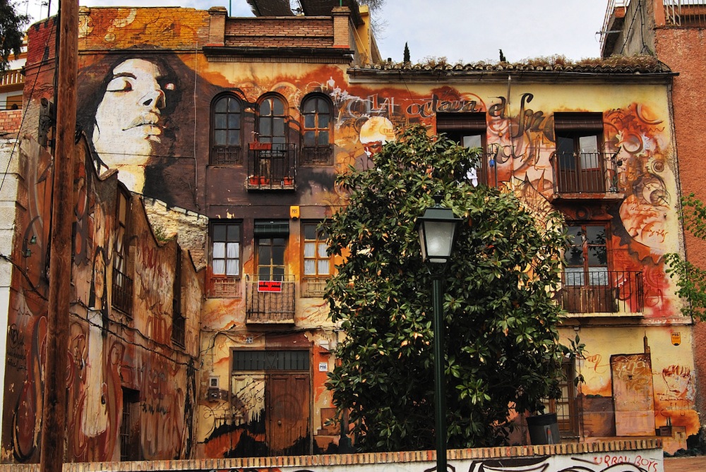 7 Must-Visit Spots to Discover the Lovely Street Art of El Niño de las Pinturas in Granada