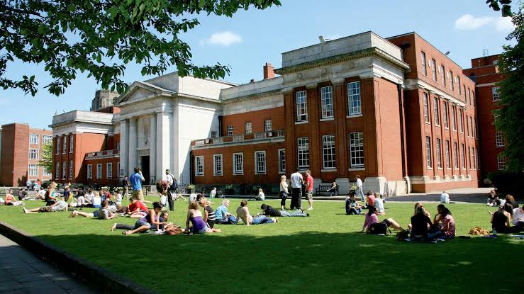 Admission WITHOUT funding: here’s how to get Supervisor’s consent