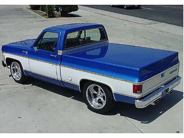 Gaylord Hard Lid  1973-1987 Chevy / GMC 6’5” SWB Truck (Primer)