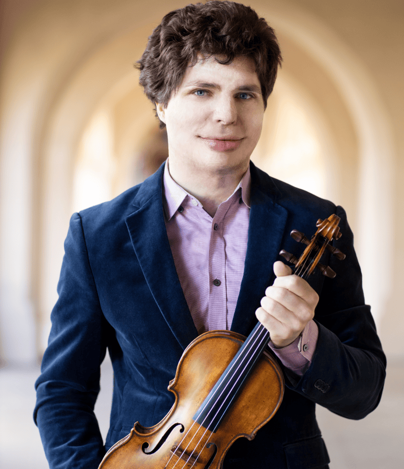violinist Augustin Hadelich