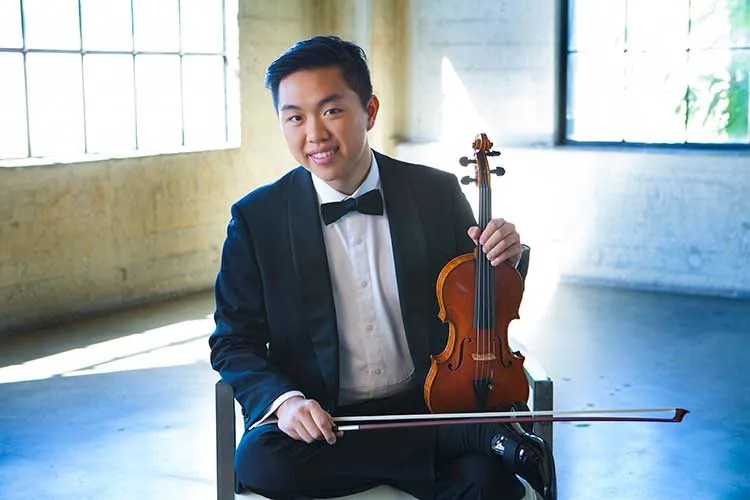 Photo by Jeff Fasano, haozhouviolin.com