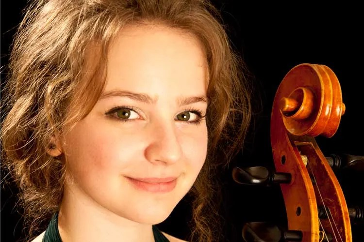 Laura van der Heijden