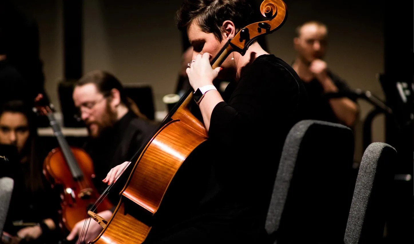 Cellist