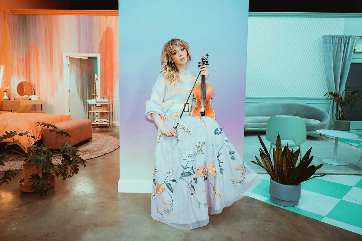 Lindsey Stirling's 'Duality' Is All About the Fans | Strings Magazine
