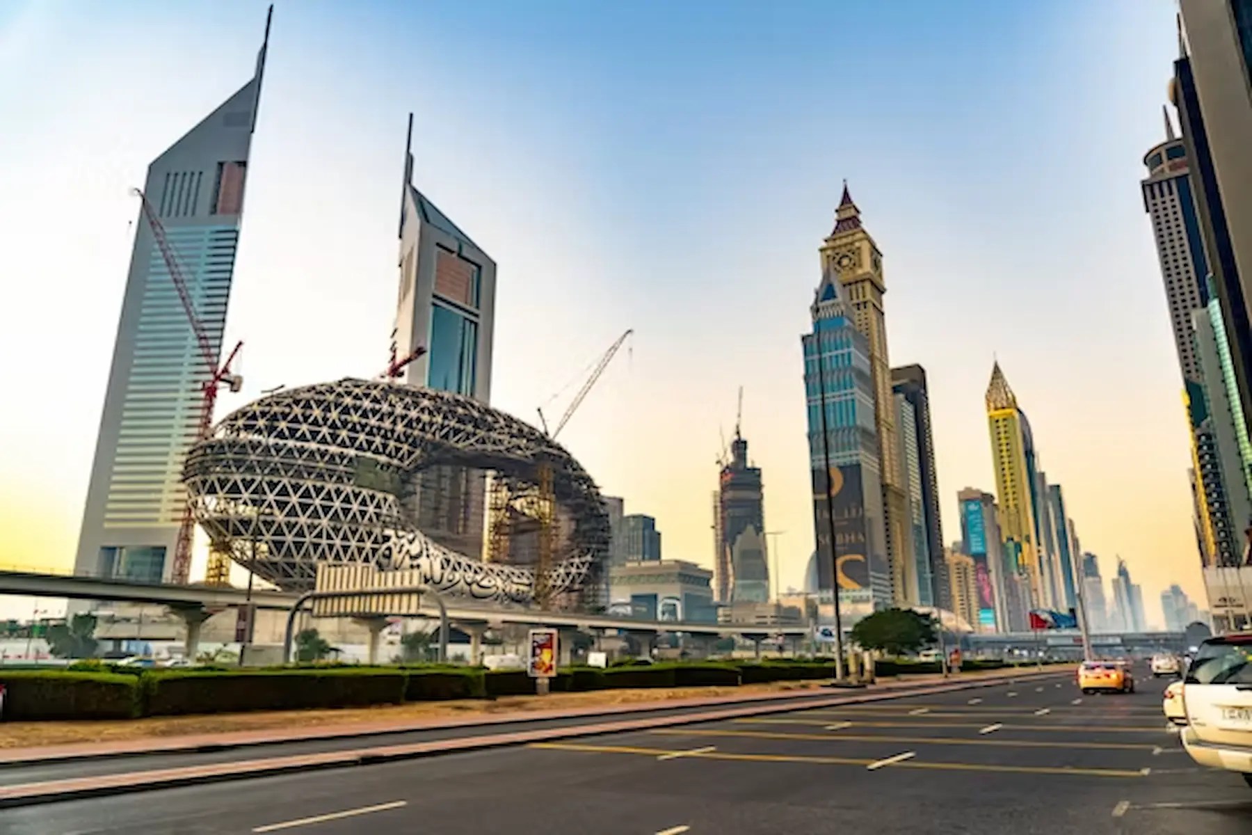 UAE business activity strengthened in August as the non-oil PMI reached 55.3, while Saudi Arabia and Kuwait also recorded stronger growth.