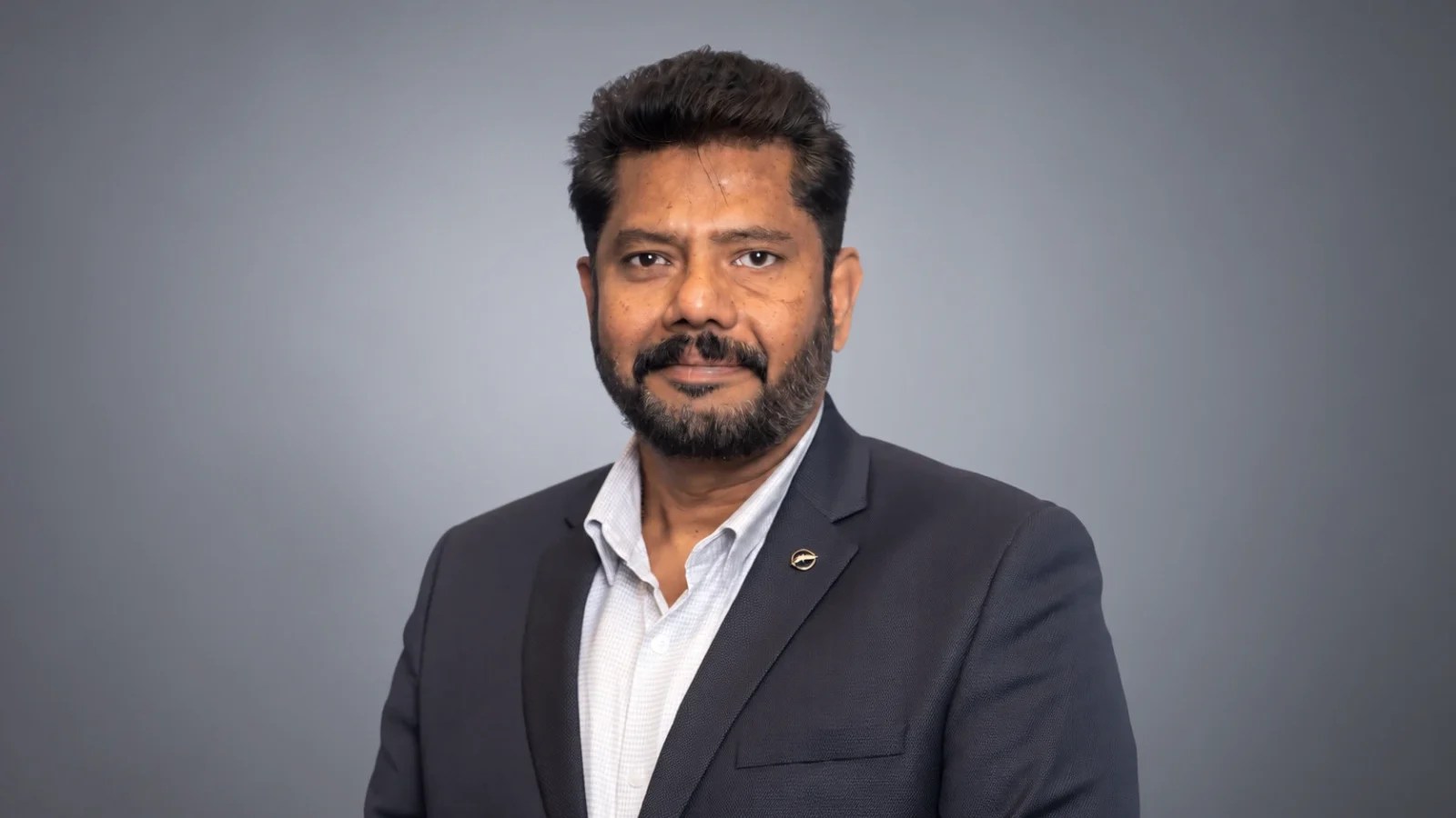Portrait of Krishnapillai Rajendran, newly appointed Operating Unit Manager Bahrain, GPQSS, Business Unit Grid Integration at Hitachi Energy Bahrain.