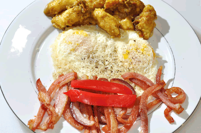bacon and eggs photo: eggs with gnocchi and bacon, animated GIF DSC_7606_face-1.gif
