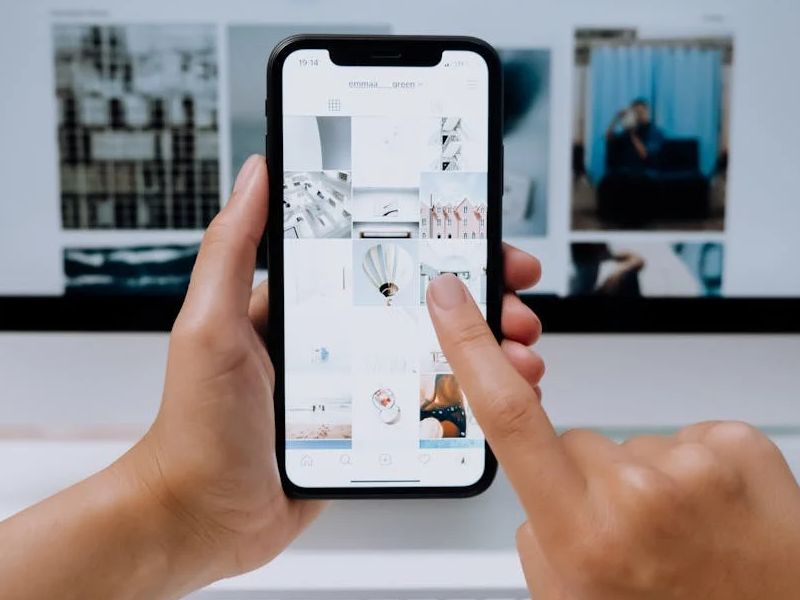App Programming Here S How It Works - Premium Sunset Illustration Gallery - Desktop