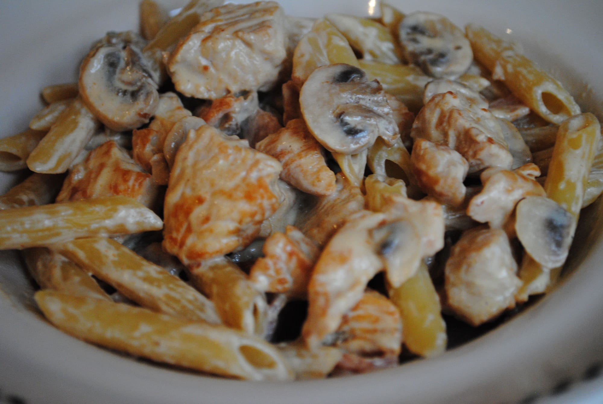 Creamy chicken, bacon and mushroom pasta recipe Recipe