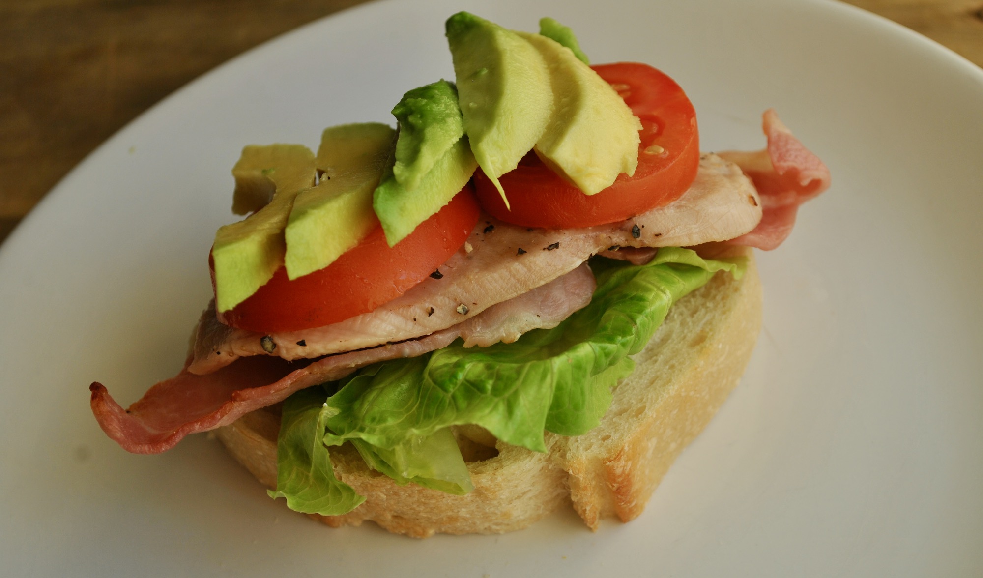 Turkey, Bacon and Avocado Grills Recipe