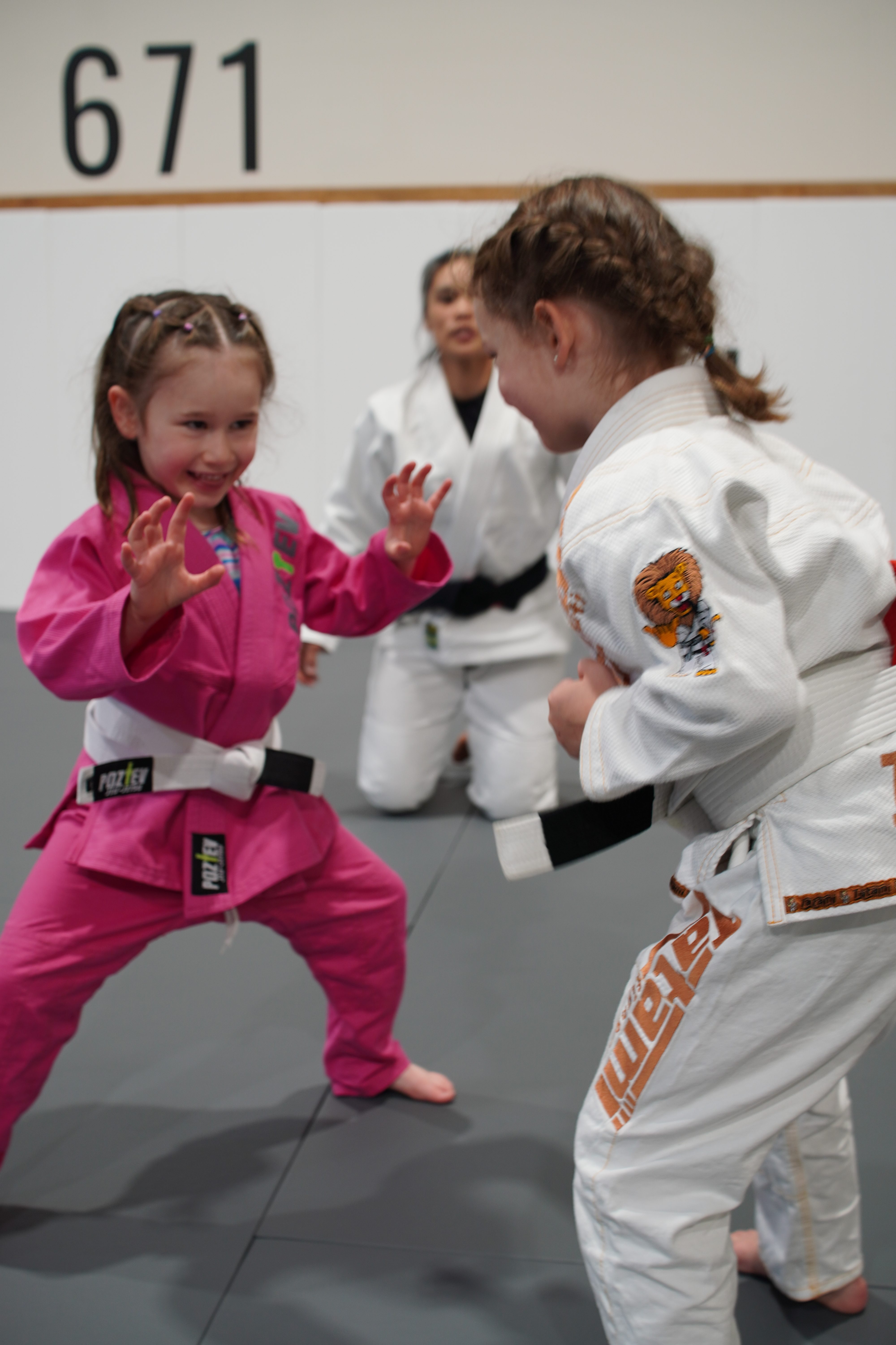 Two little girls live round
