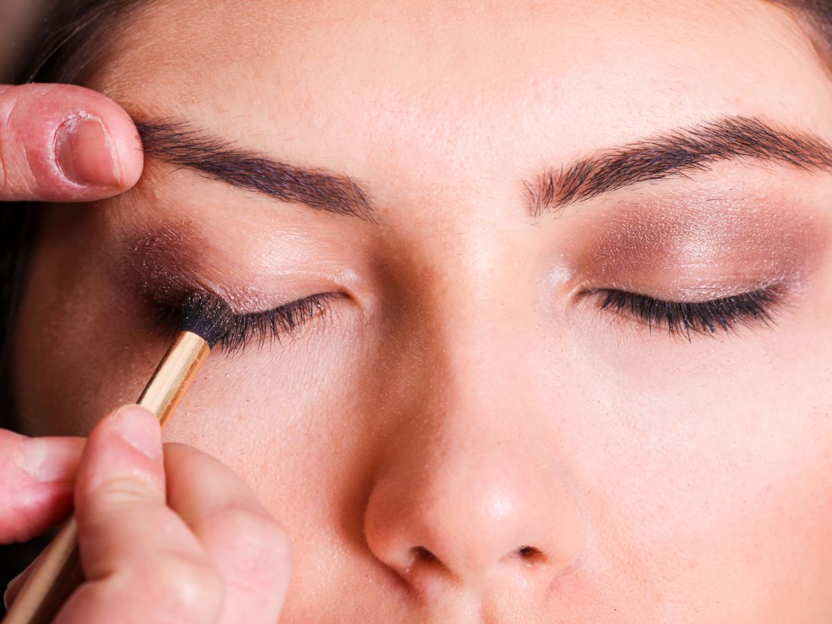 eyeshadow application tips