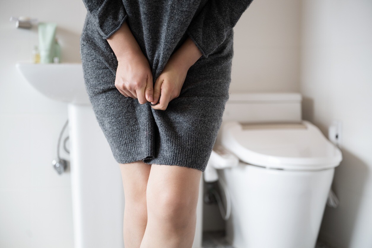 Donna con incontinenza urinaria