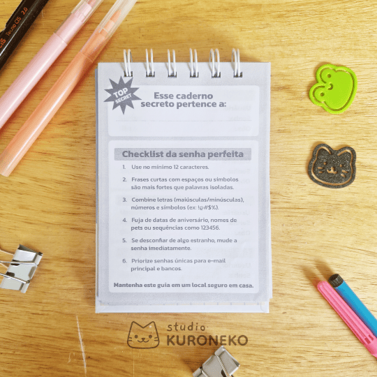 Caderno de Logins e Senhas A6 (10,5 x 14,8cm) - Capa Dura