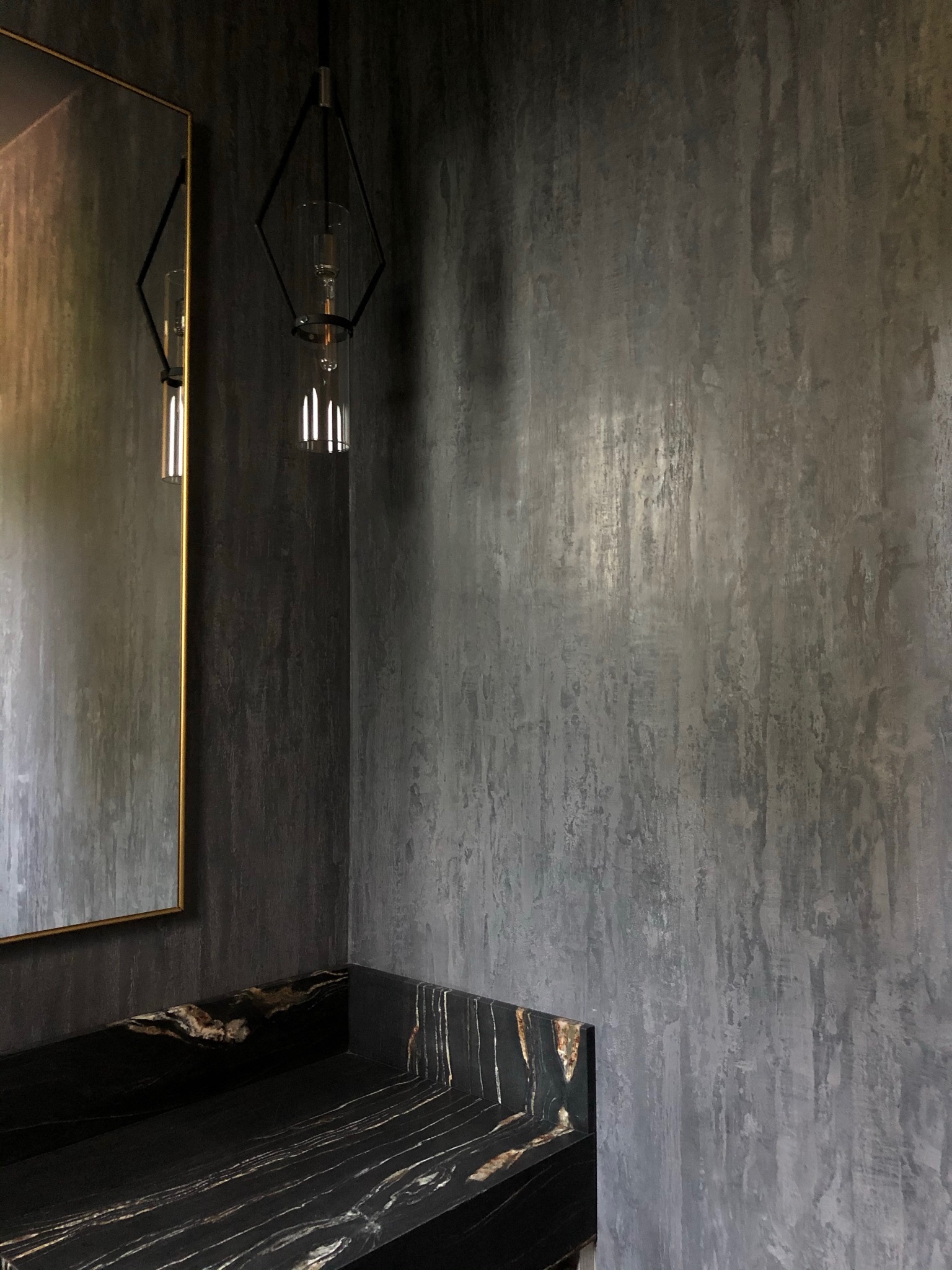33textured