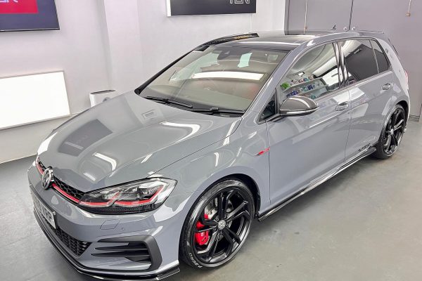 Studio Ten Golf TCR Front PS