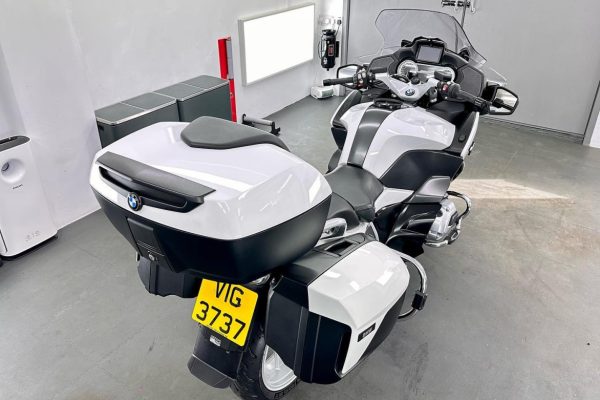 Studio Ten BMW R1200 RT Rear High