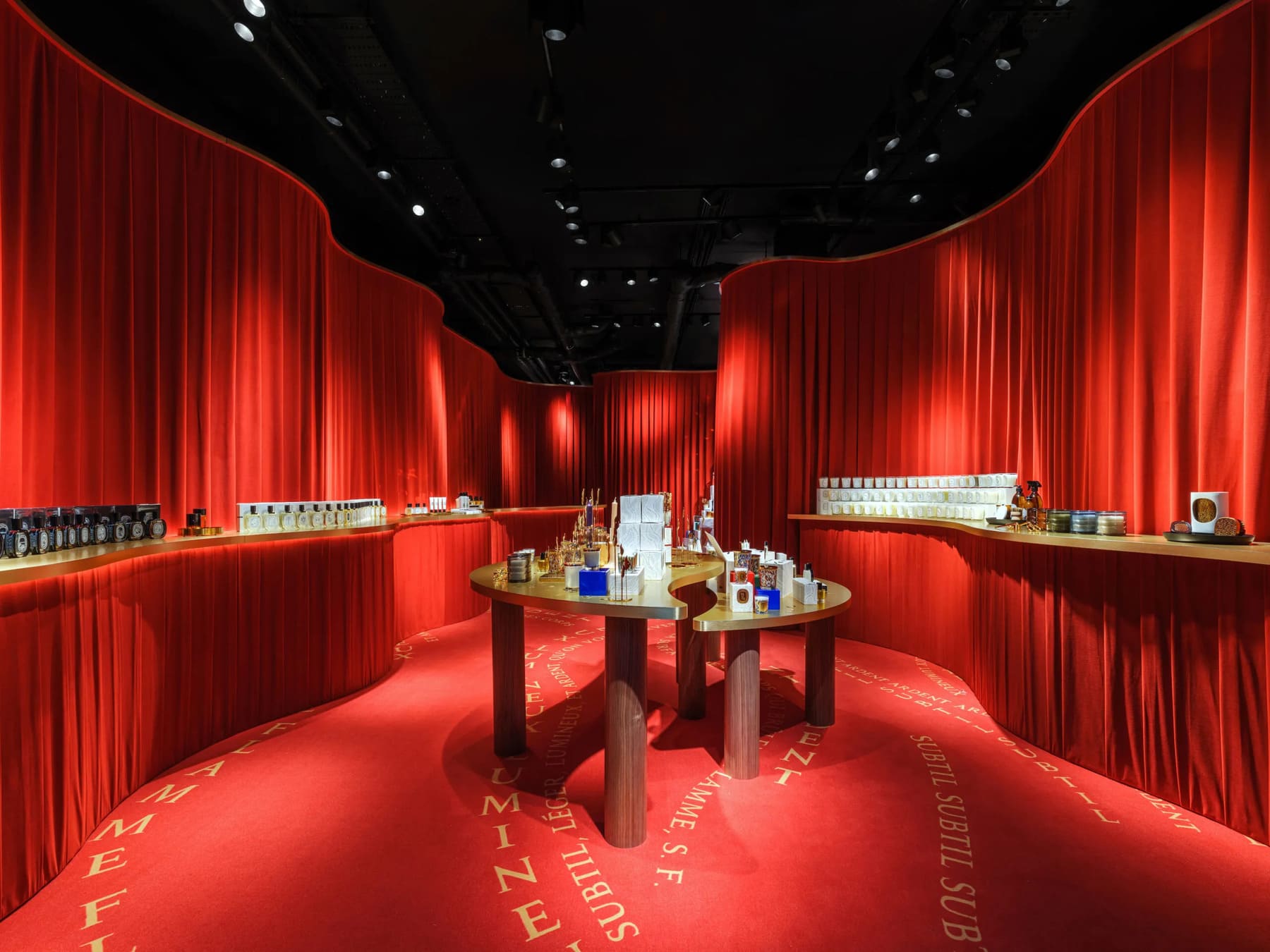diptyque Dancing Flame | Luxury Retail Experiences | StudioXAG