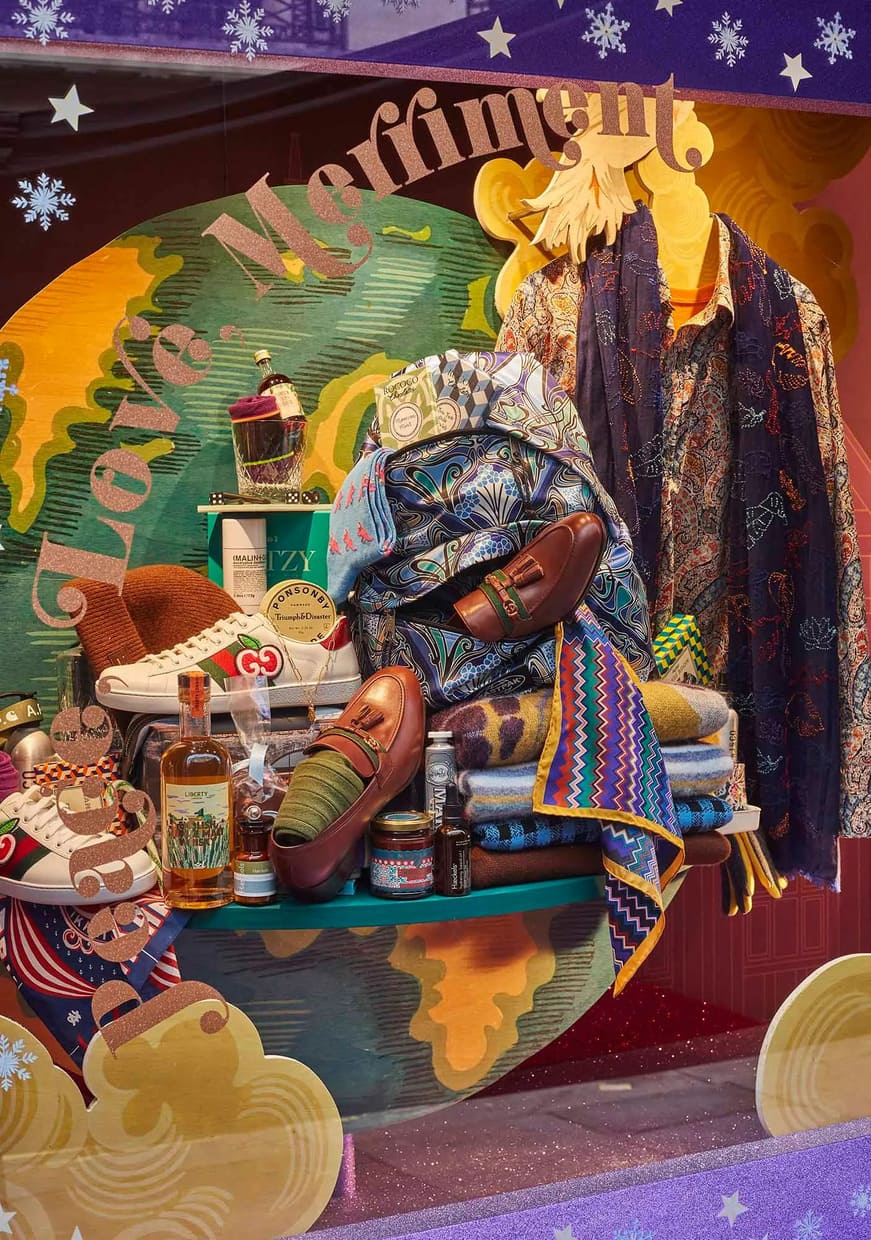 Liberty-Department-Store-Window-Design-2011-11