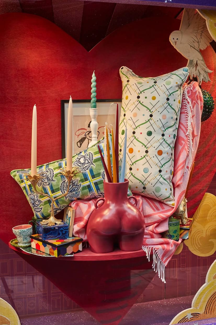 Liberty-Department-Store-Window-Design-2011-20