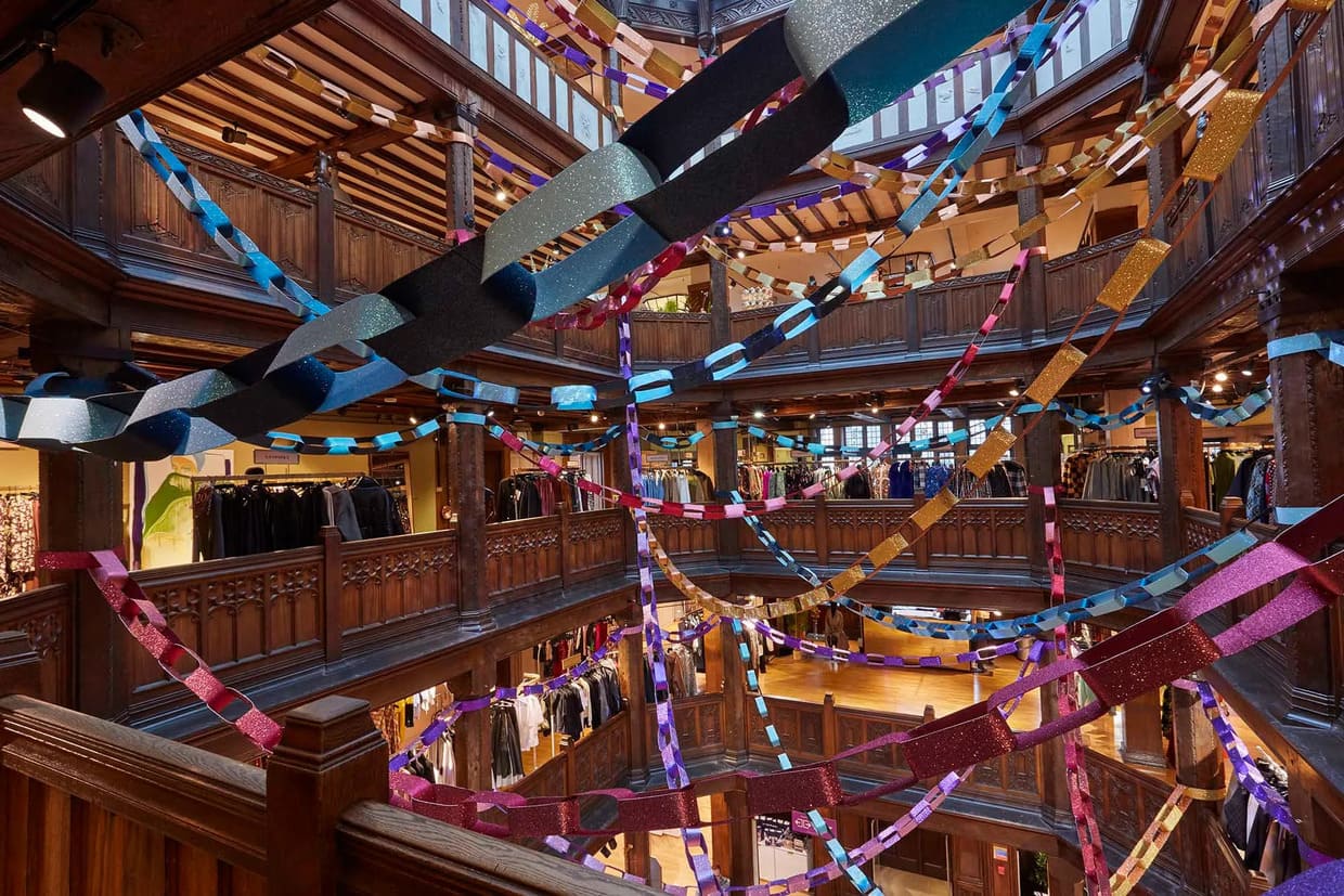 Liberty-Department-Store-Window-Design-2011-28