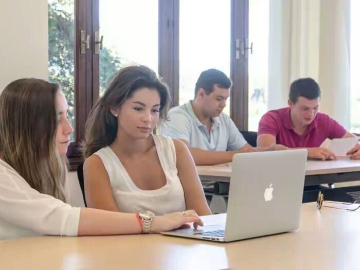 10 Tips for Learning English Faster