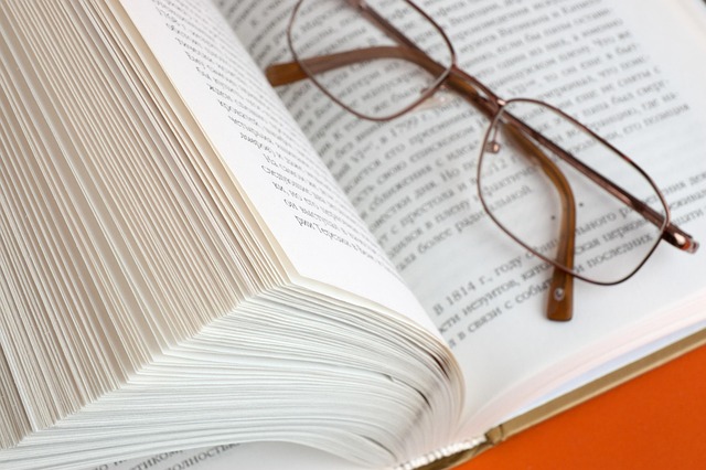 辞書、本、勉強