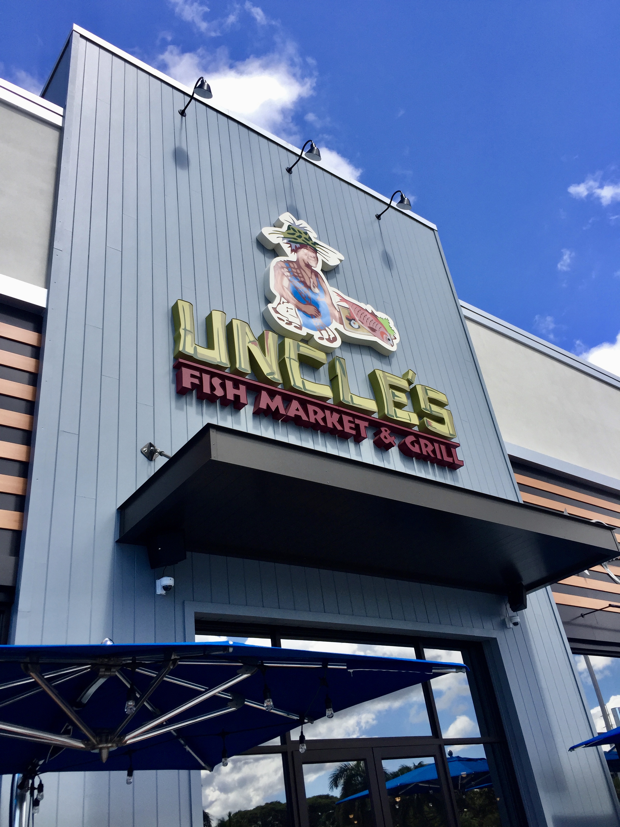 Uncle's Fish Market & Grill at Pearlridge style preservation