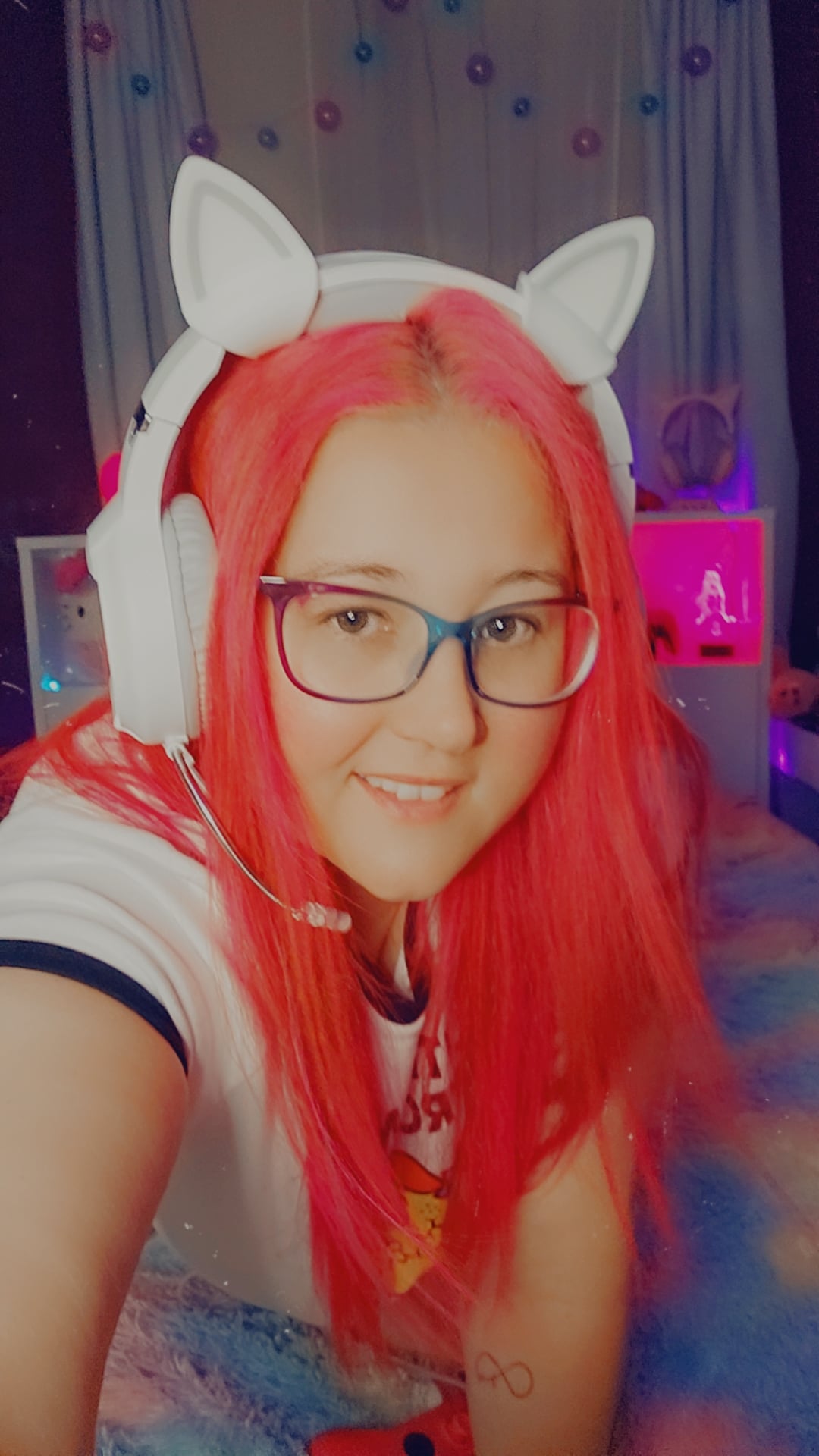 Kimi U Sweet Kimi1 Reddit - Stunning 4K Colorful Arts | Free Download