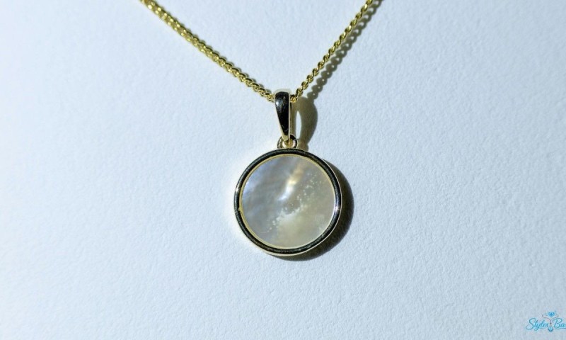 Moonstone Jewelry: Meaning, Types, Value, and Benefits Explained